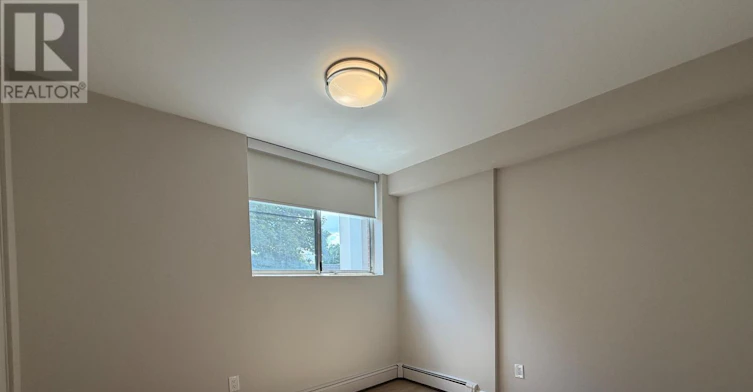 302-4982 Chrysler Avenue, Niagara Falls, ON, L2E 7B4 - 7