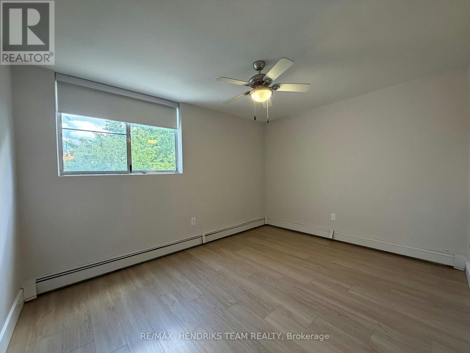 302-4982 Chrysler Avenue, Niagara Falls, ON, L2E 7B4 - 9