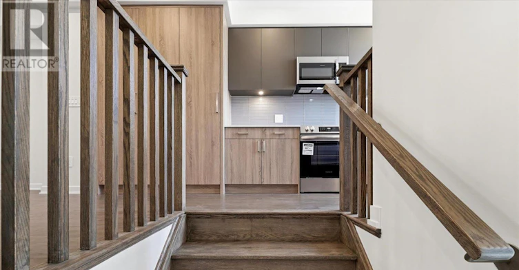 372 Lawrence Heights Way, Toronto, ON, M6A 0E8 - 6