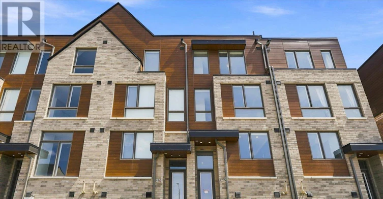 372 Lawrence Heights Way, Toronto, ON, M6A 0E8