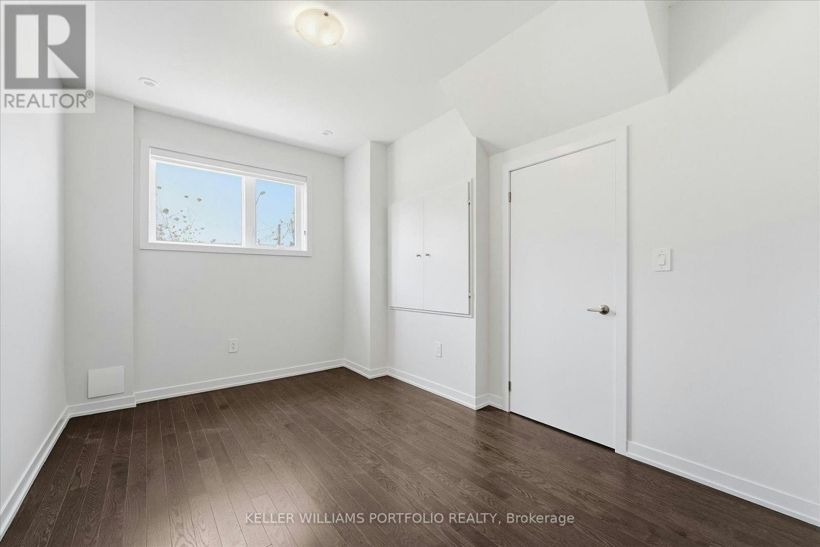 372 Lawrence Heights Way, Toronto, ON, M6A 0E8 - 33