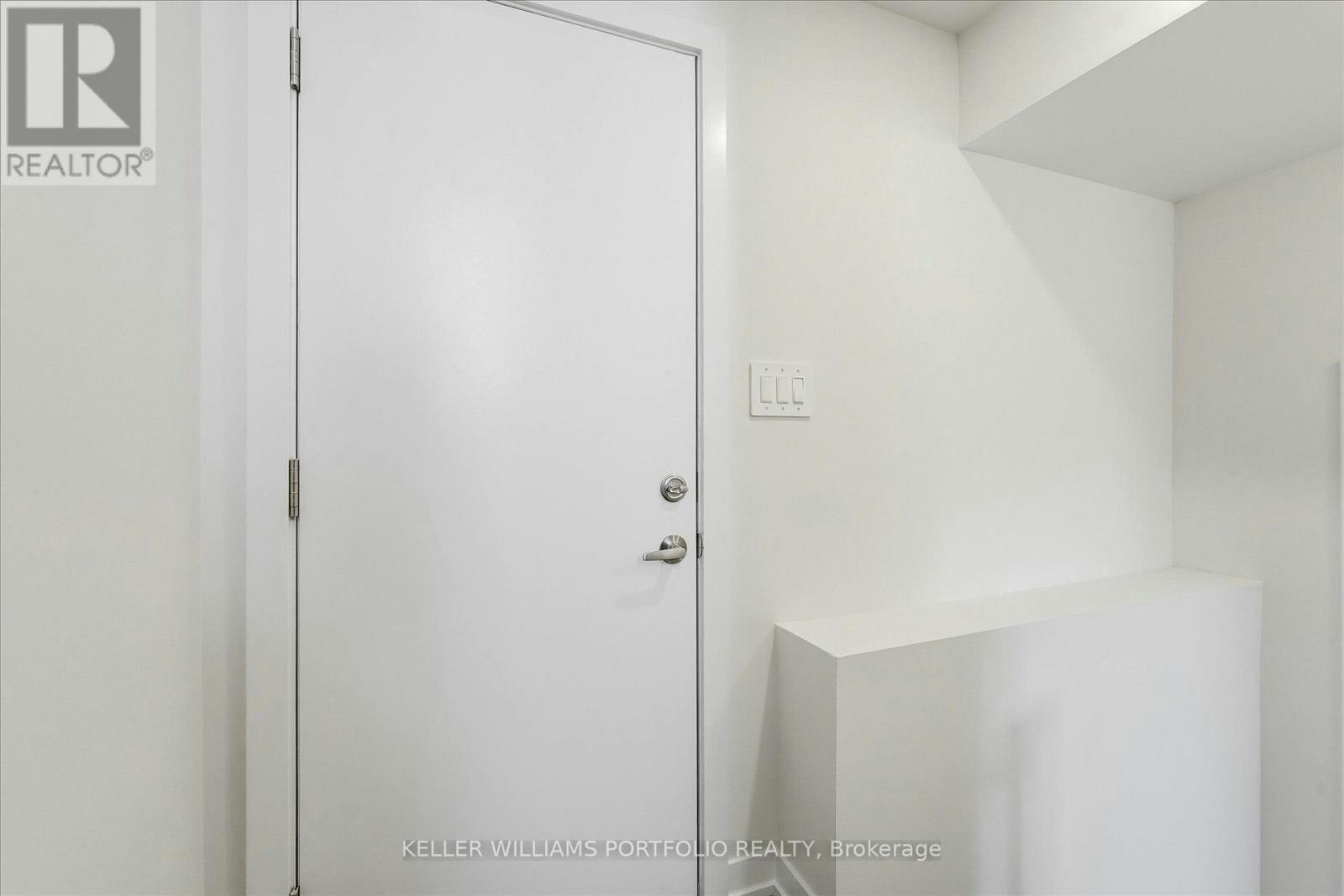372 Lawrence Heights Way, Toronto, ON, M6A 0E8 - 38