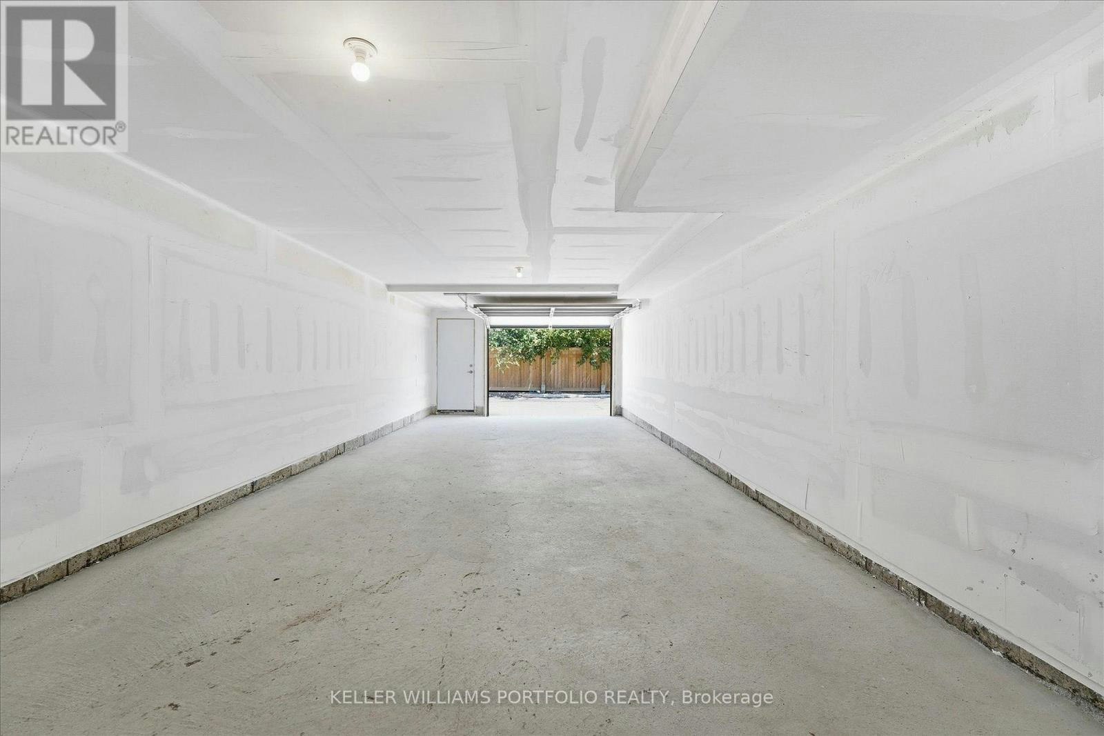 372 Lawrence Heights Way, Toronto, ON, M6A 0E8 - 41