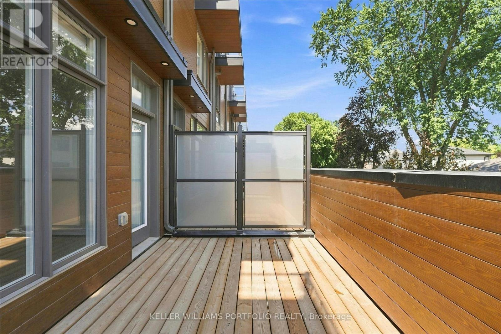 372 Lawrence Heights Way, Toronto, ON, M6A 0E8 - 45