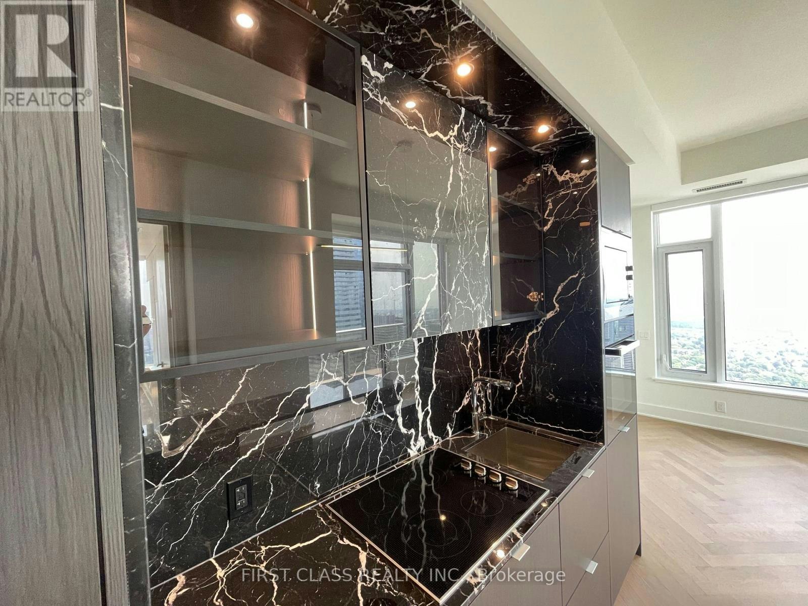 6307-11 Yorkville Avenue, Toronto, ON, M4W 0B7 - 6