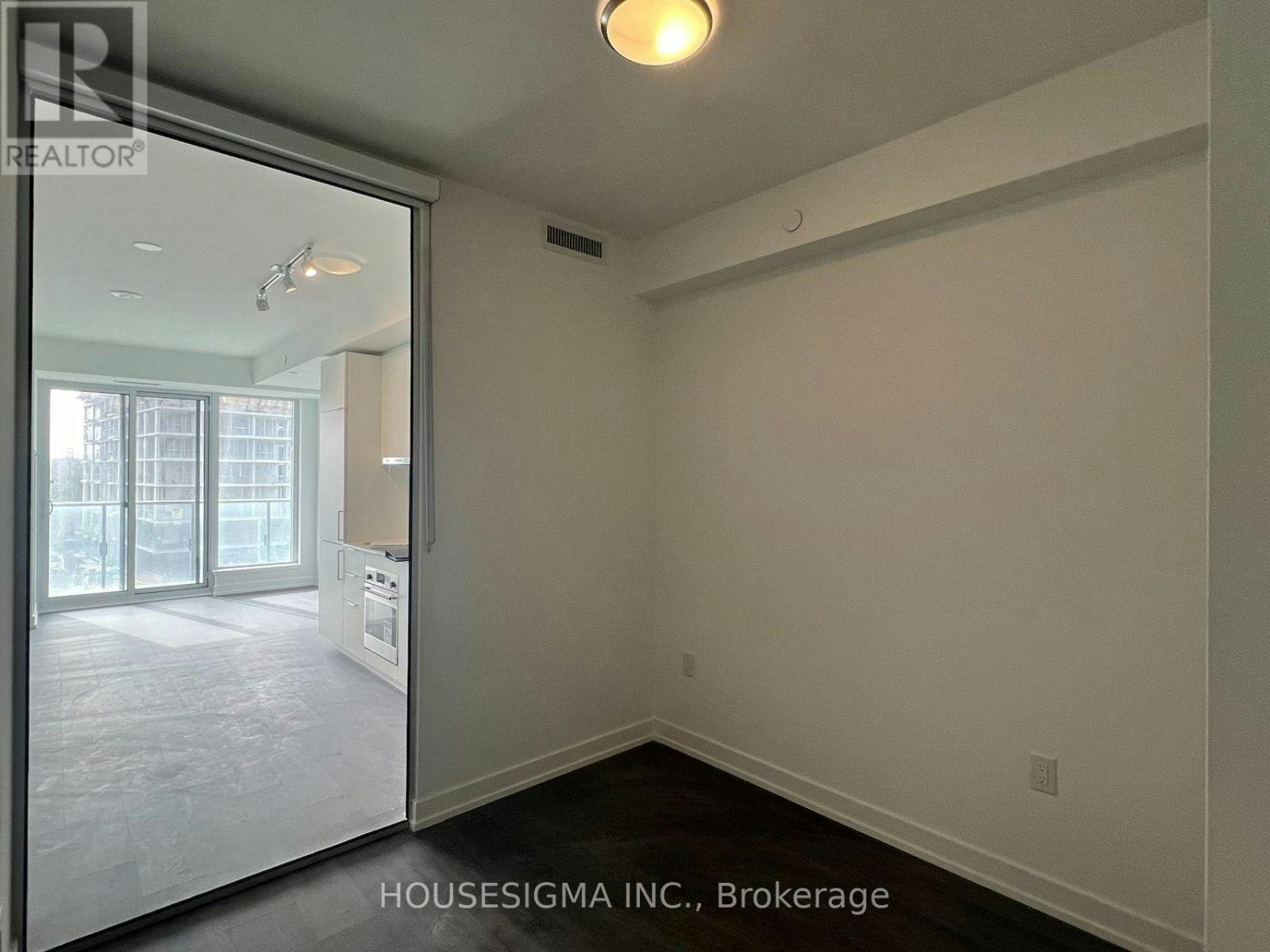 N540-7 Golden Lion Heights, Toronto, ON, M2M 0C1 - 10