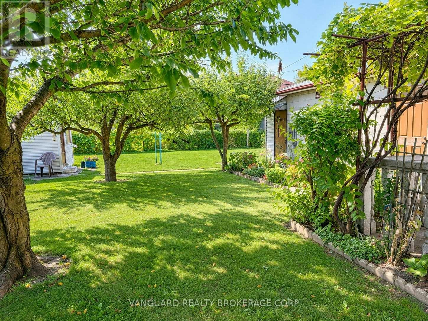 43 Spalding Road, Toronto, ON, M3K 1J8 - 9