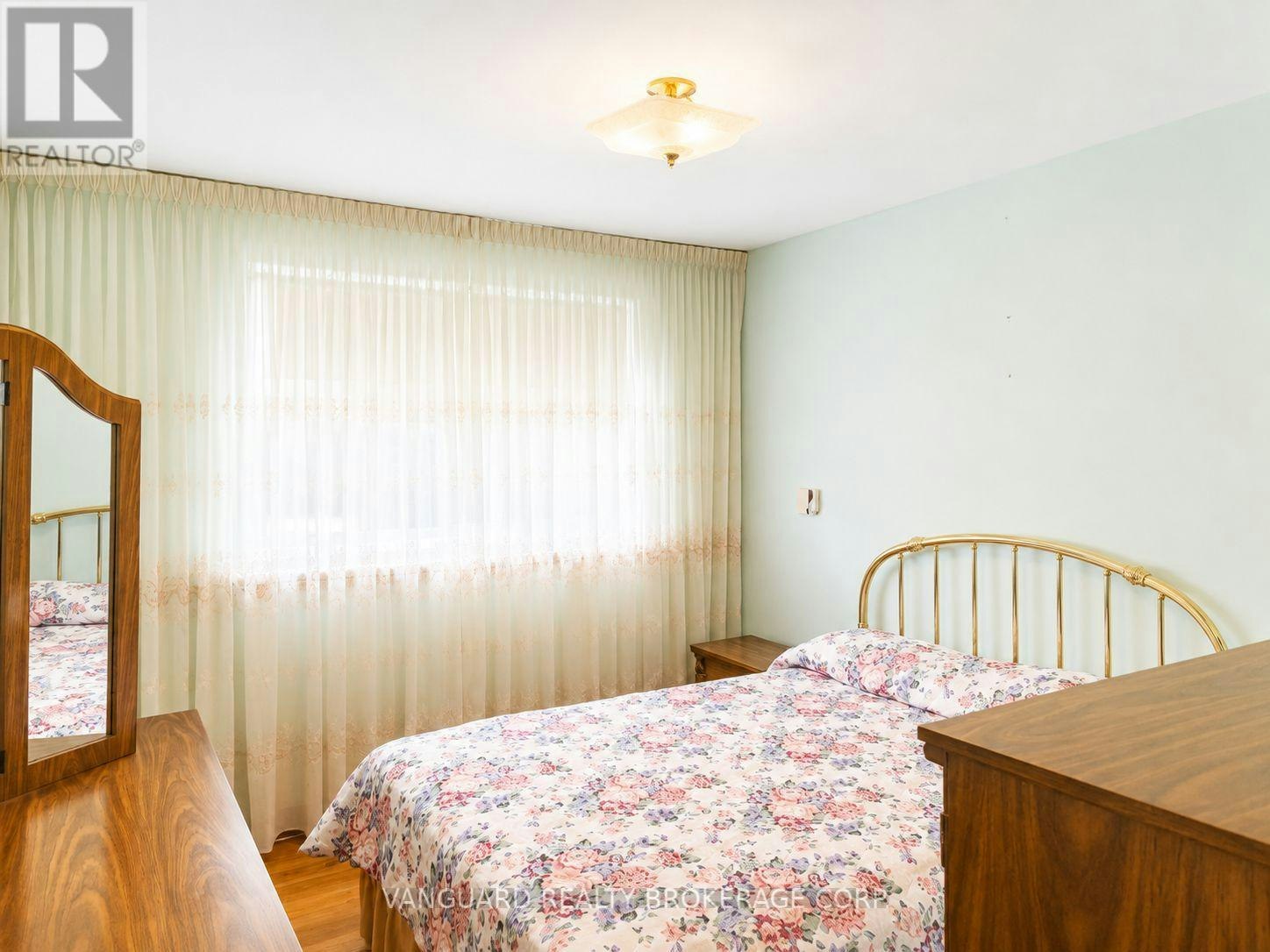 43 Spalding Road, Toronto, ON, M3K 1J8 - 2