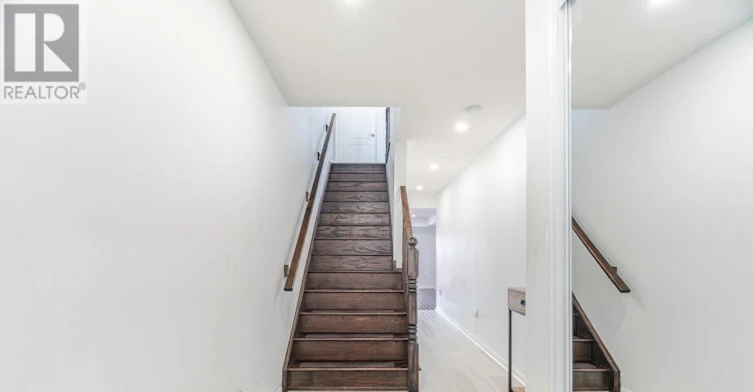 81 Vanhorne Close, Brampton, ON, L7A 0X9 - 4