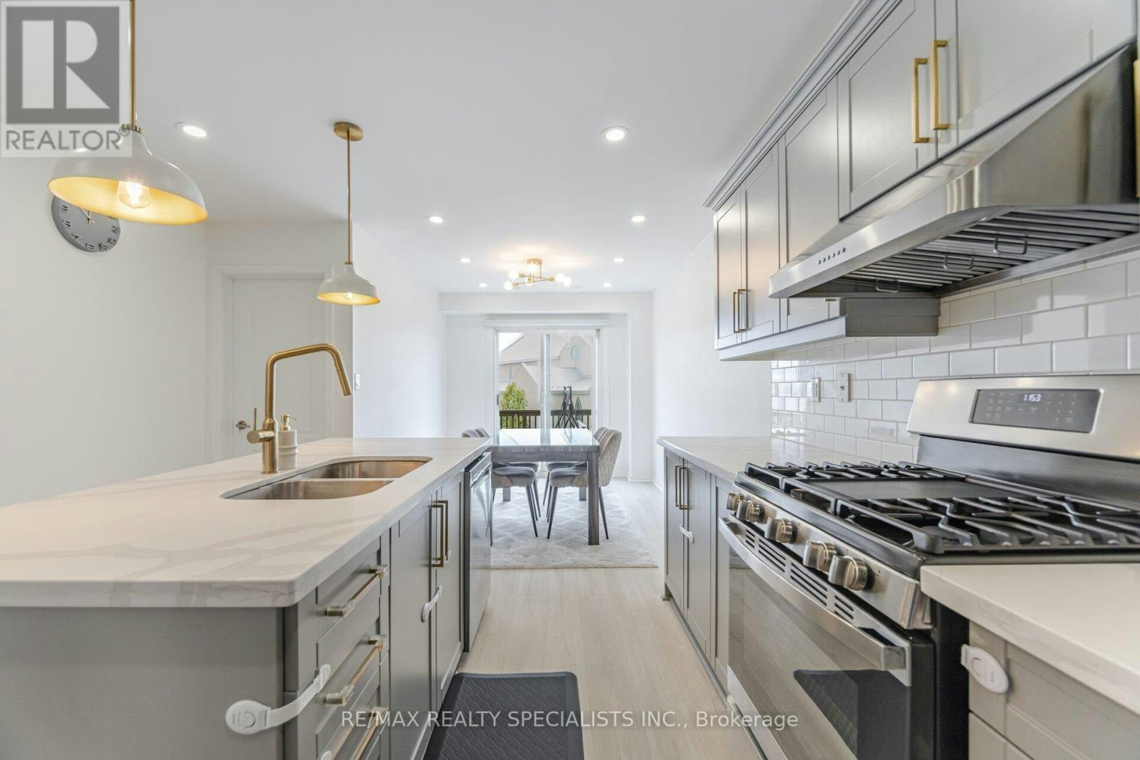81 Vanhorne Close, Brampton, ON, L7A 0X9 - 12