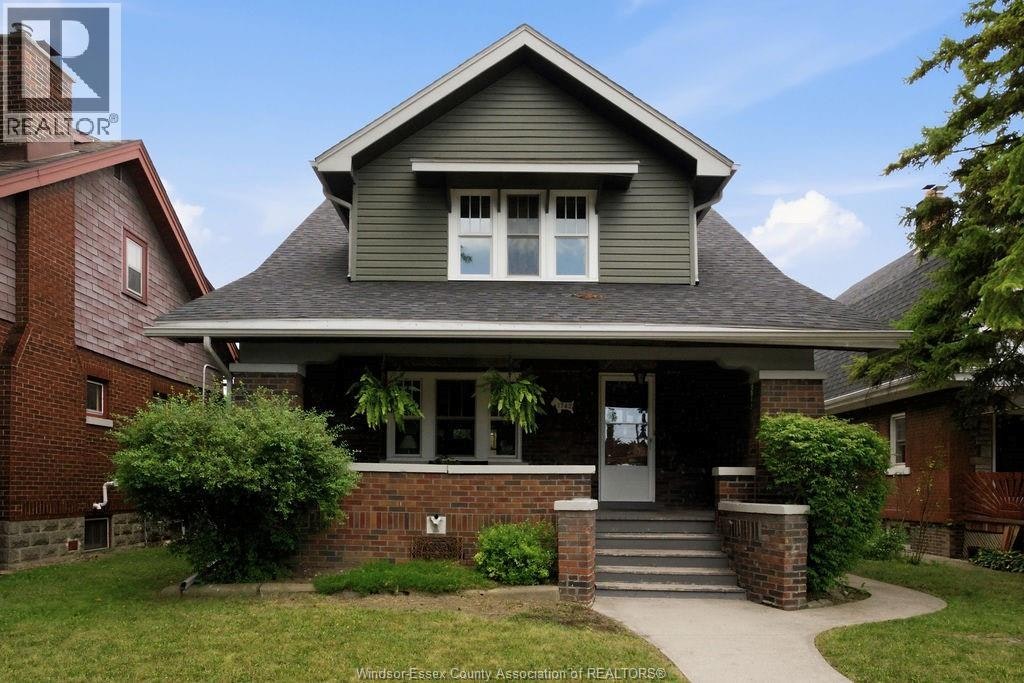 1742 Oneida Court, Windsor, ON, N8Y 1S8