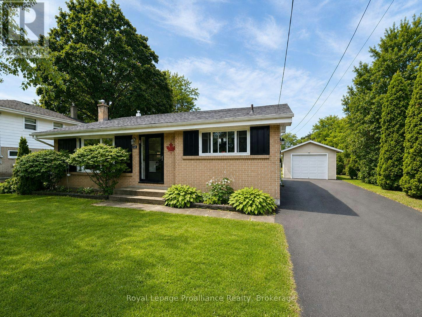 32 Glen Road, Belleville, ON, K8P 4G1