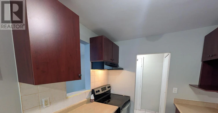111-931 Wonderland Road S, London, ON, N6K 2X6 - 9