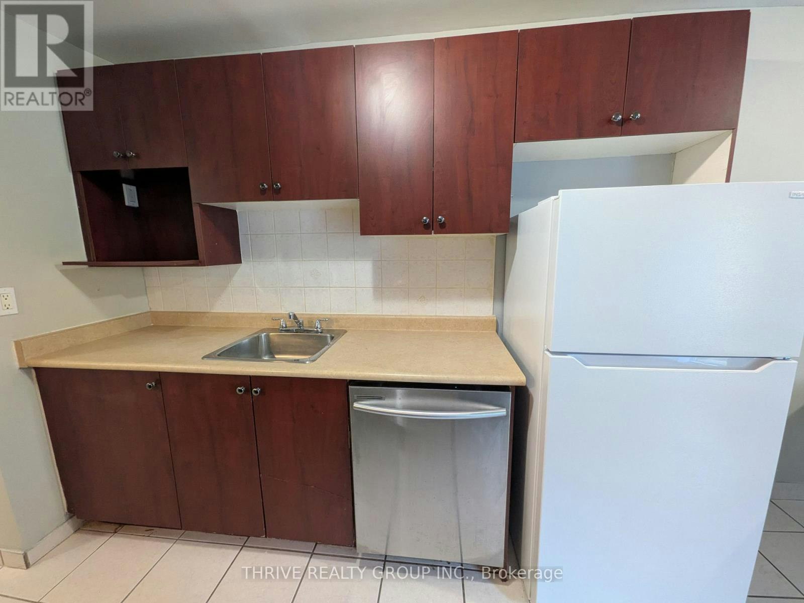 111-931 Wonderland Road S, London, ON, N6K 2X6 - 7