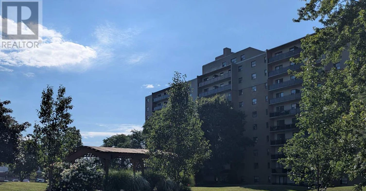 111-931 Wonderland Road S, London, ON, N6K 2X6 - 2