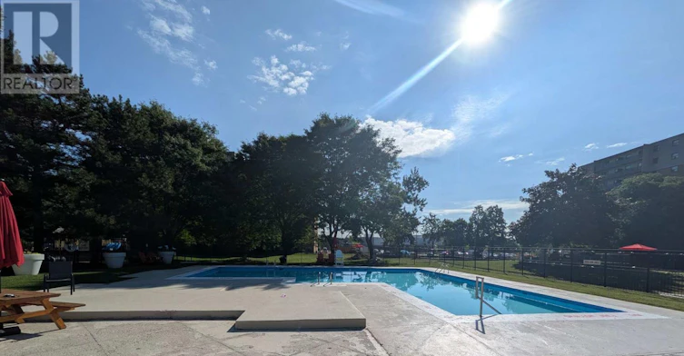 111-931 Wonderland Road S, London, ON, N6K 2X6 - 3
