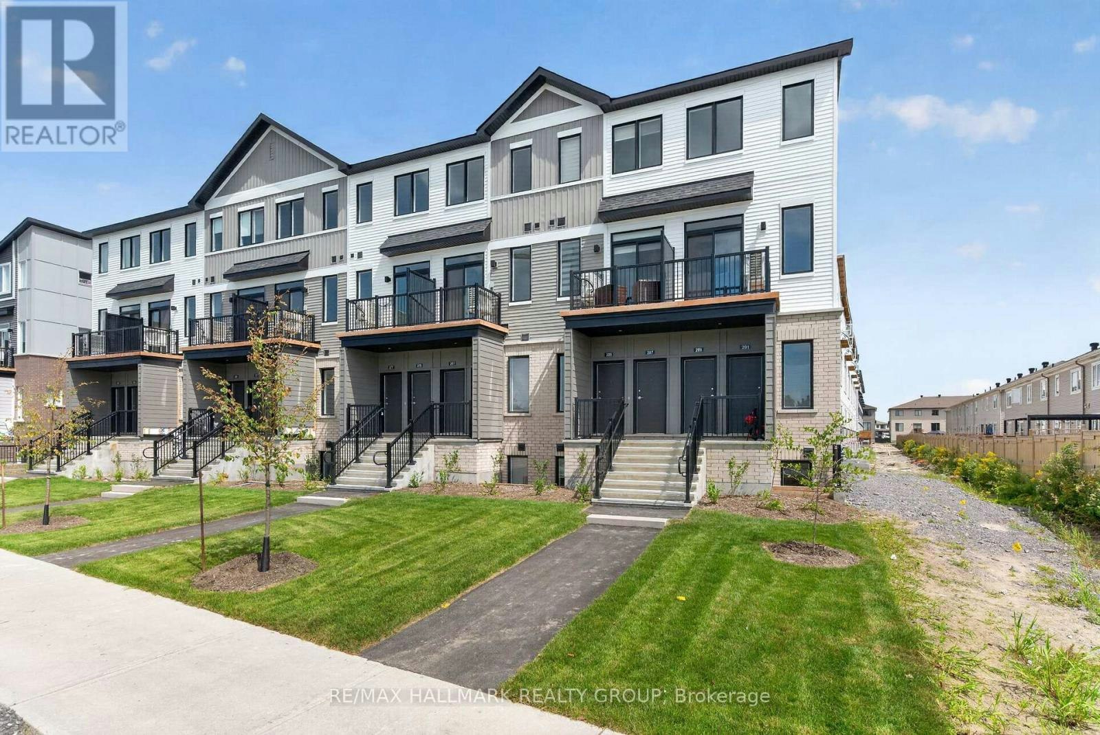 285 Lamarche Avenue, Ottawa, ON, K1W 0Y3