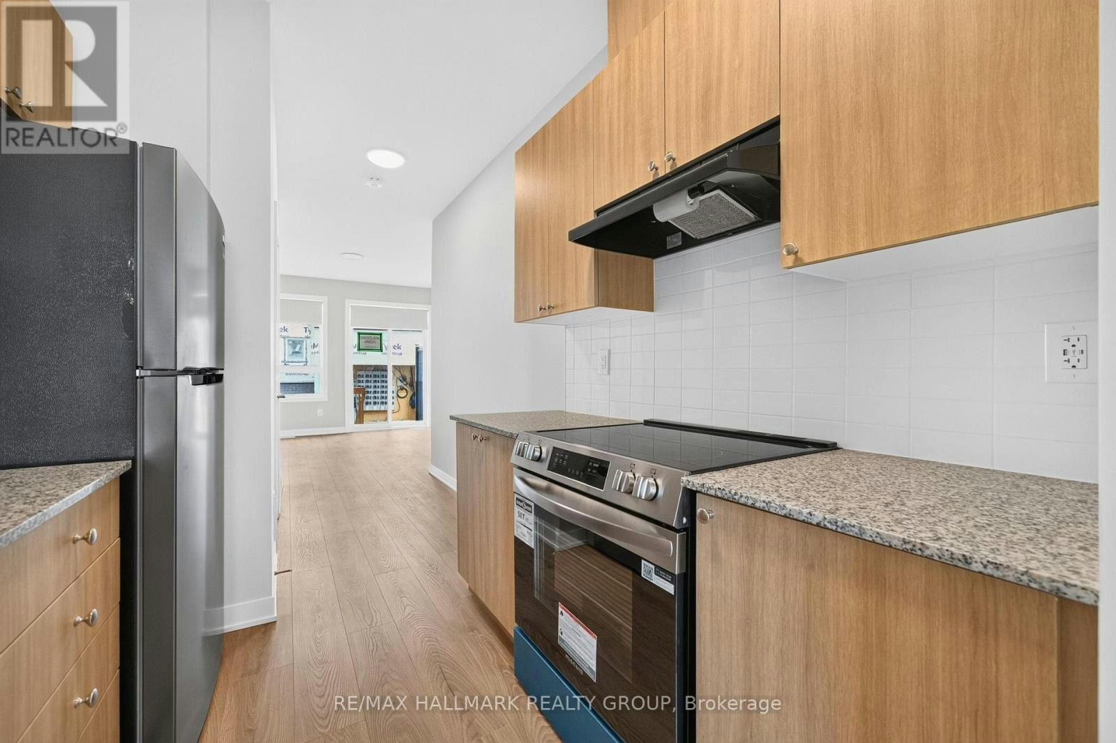 285 Lamarche Avenue, Ottawa, ON, K1W 0Y3 - 8