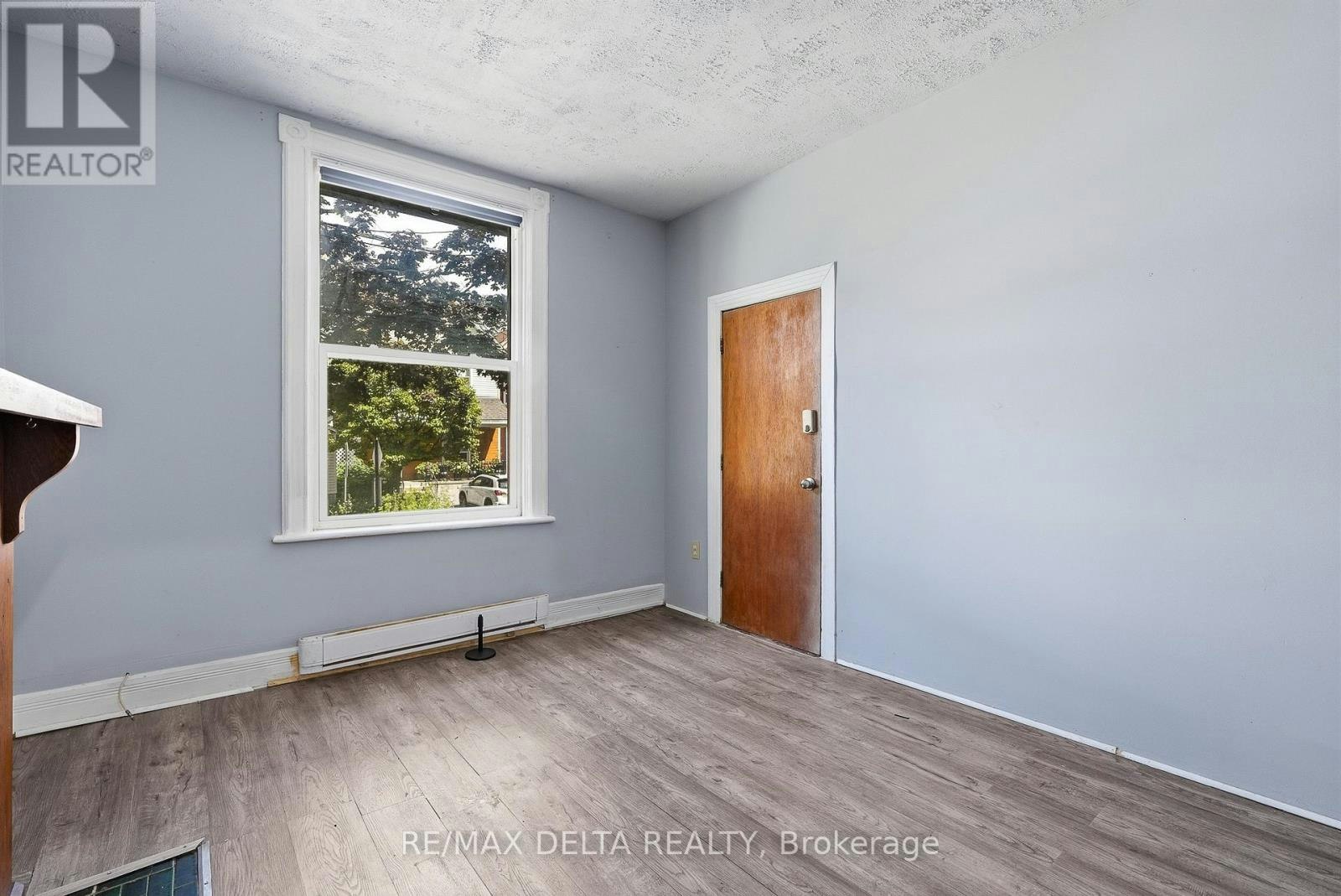 2-516 Bay Street, Ottawa, ON, K1R 6B2 - 5