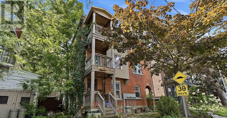 2-516 Bay Street, Ottawa, ON, K1R 6B2
