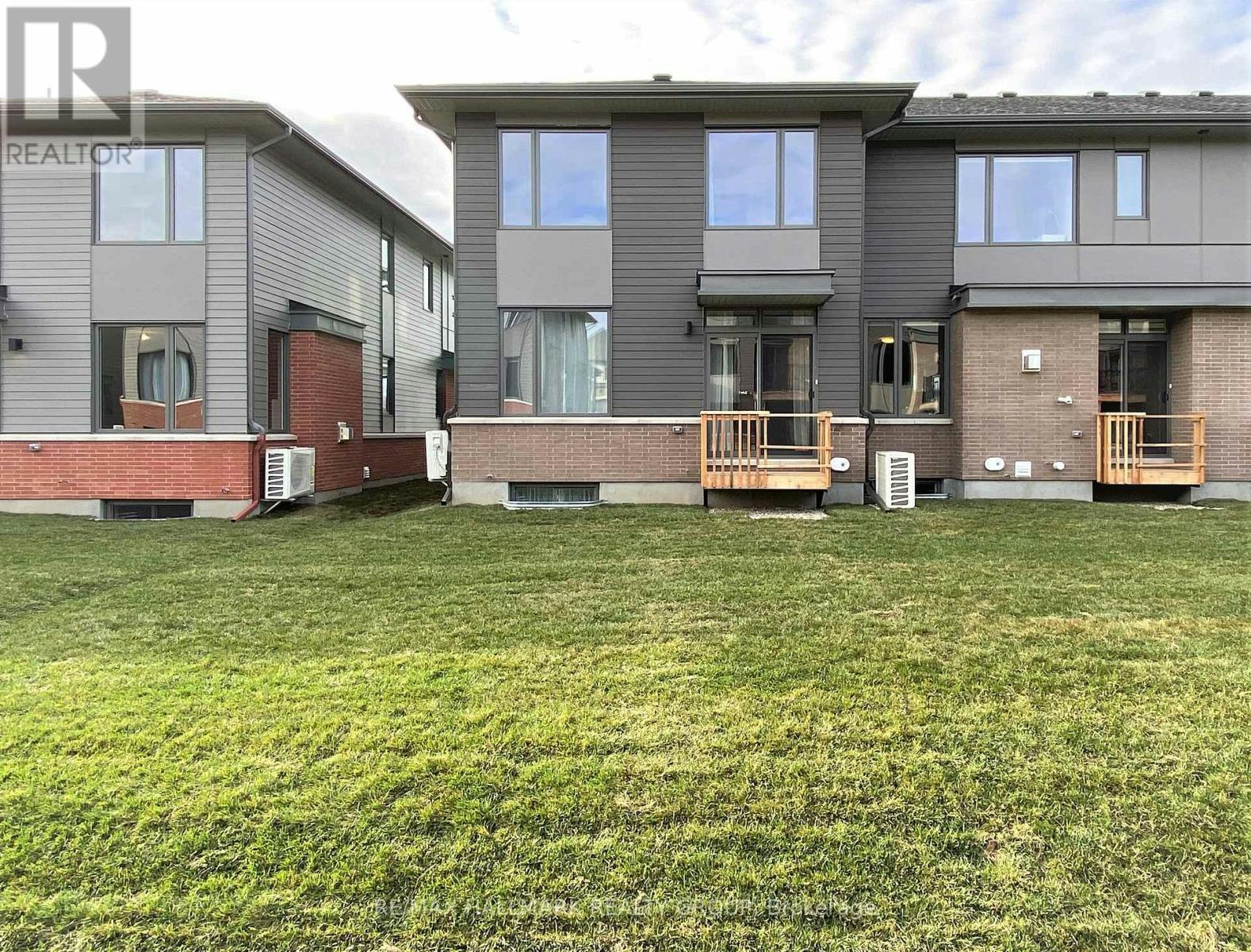72 Michael Stoqua Street W, Ottawa, ON, K1K 5A2 - 31