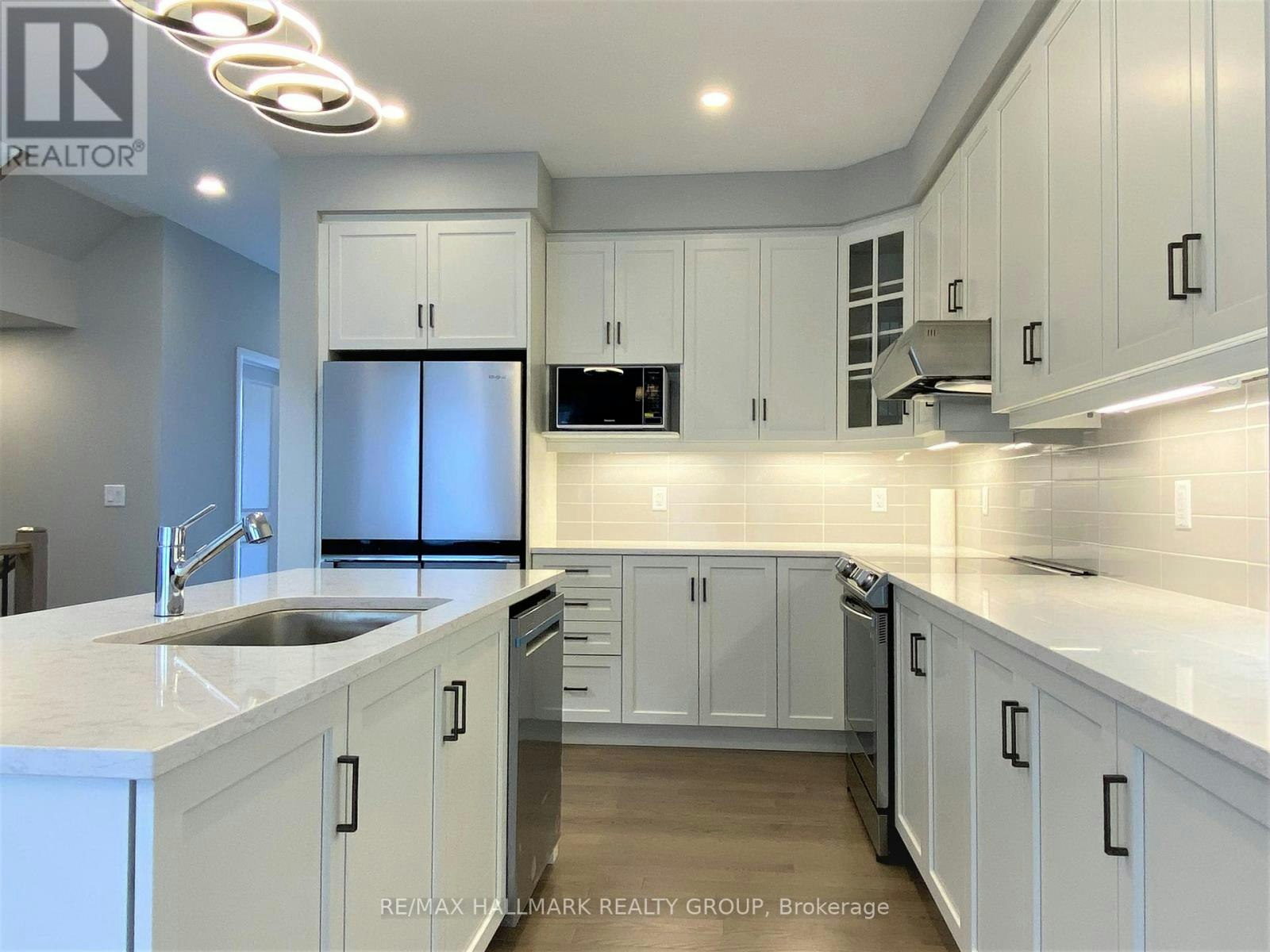 72 Michael Stoqua Street W, Ottawa, ON, K1K 5A2 - 8