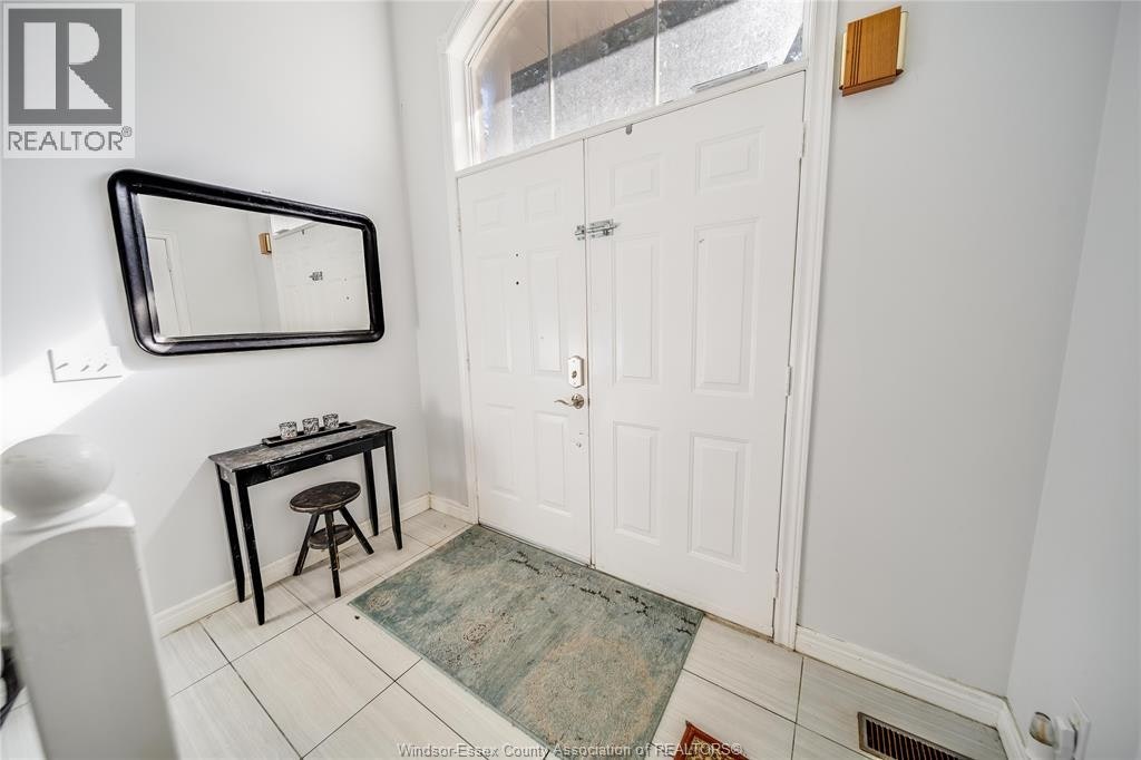 LOWER-1559 Chateau Avenue, Windsor, ON, N8P 1M3 - 4