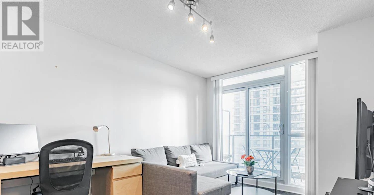 1407-18 Harbour Street, Toronto, ON, M5J 2Z6 - 11