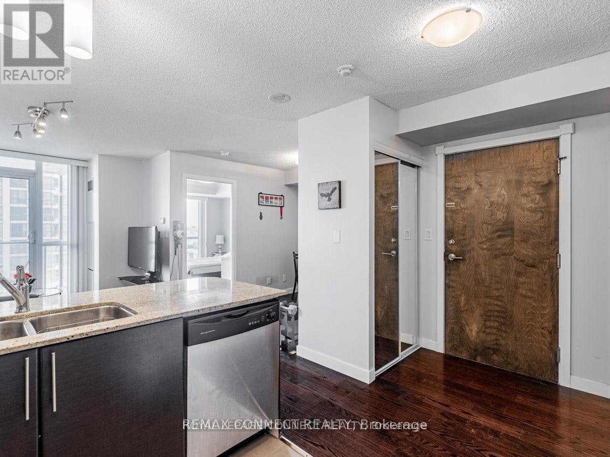 1407-18 Harbour Street, Toronto, ON, M5J 2Z6 - 3