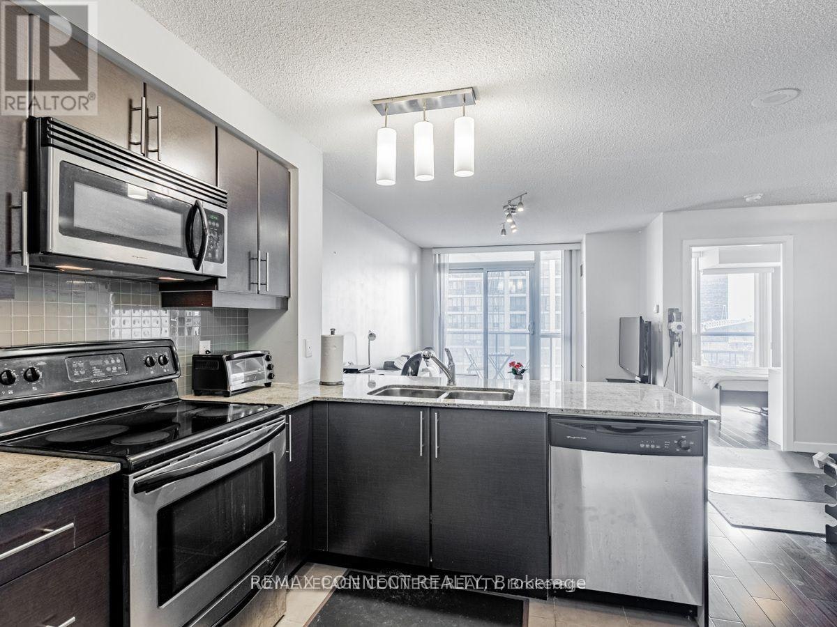 1407-18 Harbour Street, Toronto, ON, M5J 2Z6 - 4