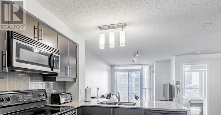 1407-18 Harbour Street, Toronto, ON, M5J 2Z6 - 4