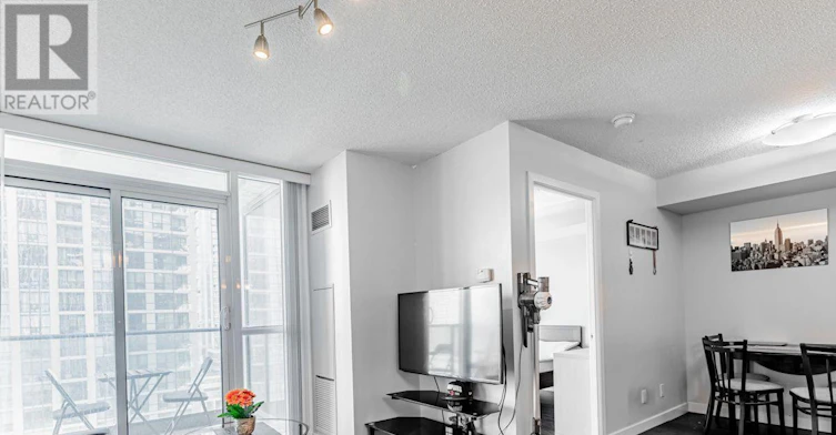 1407-18 Harbour Street, Toronto, ON, M5J 2Z6 - 12