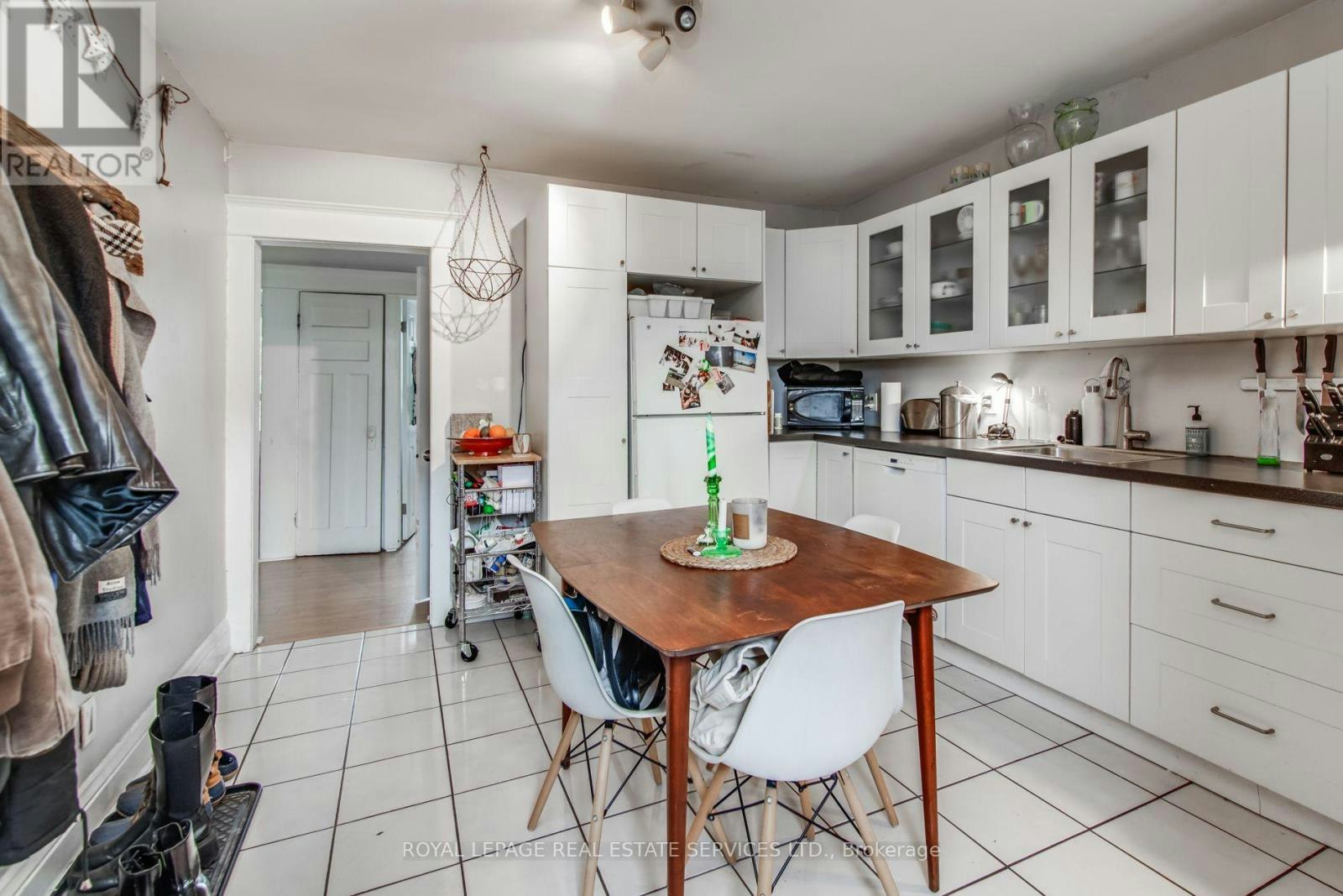 2-50 Rusholme Road, Toronto, ON, M6J 3H5 - 5