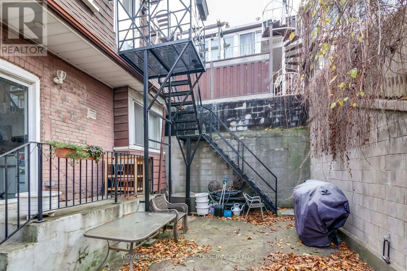 2-50 Rusholme Road, Toronto, ON, M6J 3H5 - 17