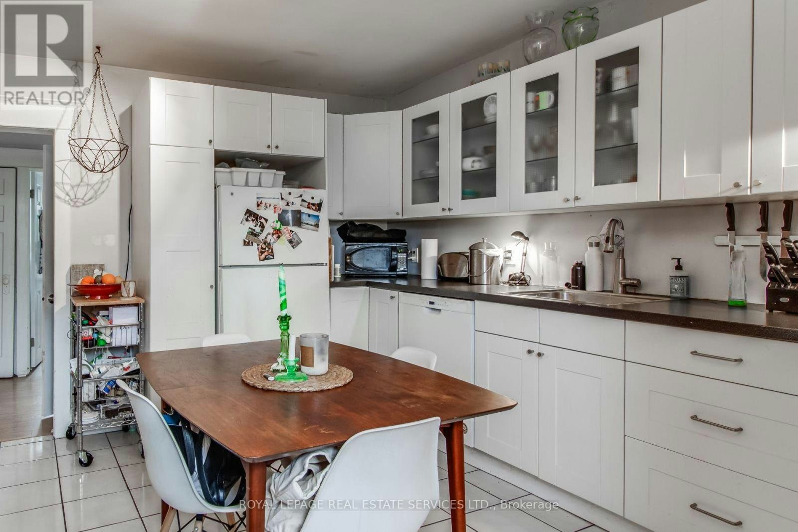 2-50 Rusholme Road, Toronto, ON, M6J 3H5 - 6