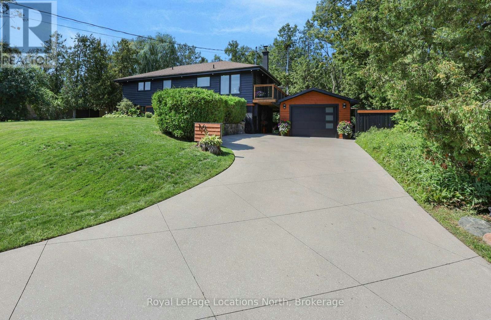 16 Huronia Pathway, Collingwood, ON, L9Y 3Z1