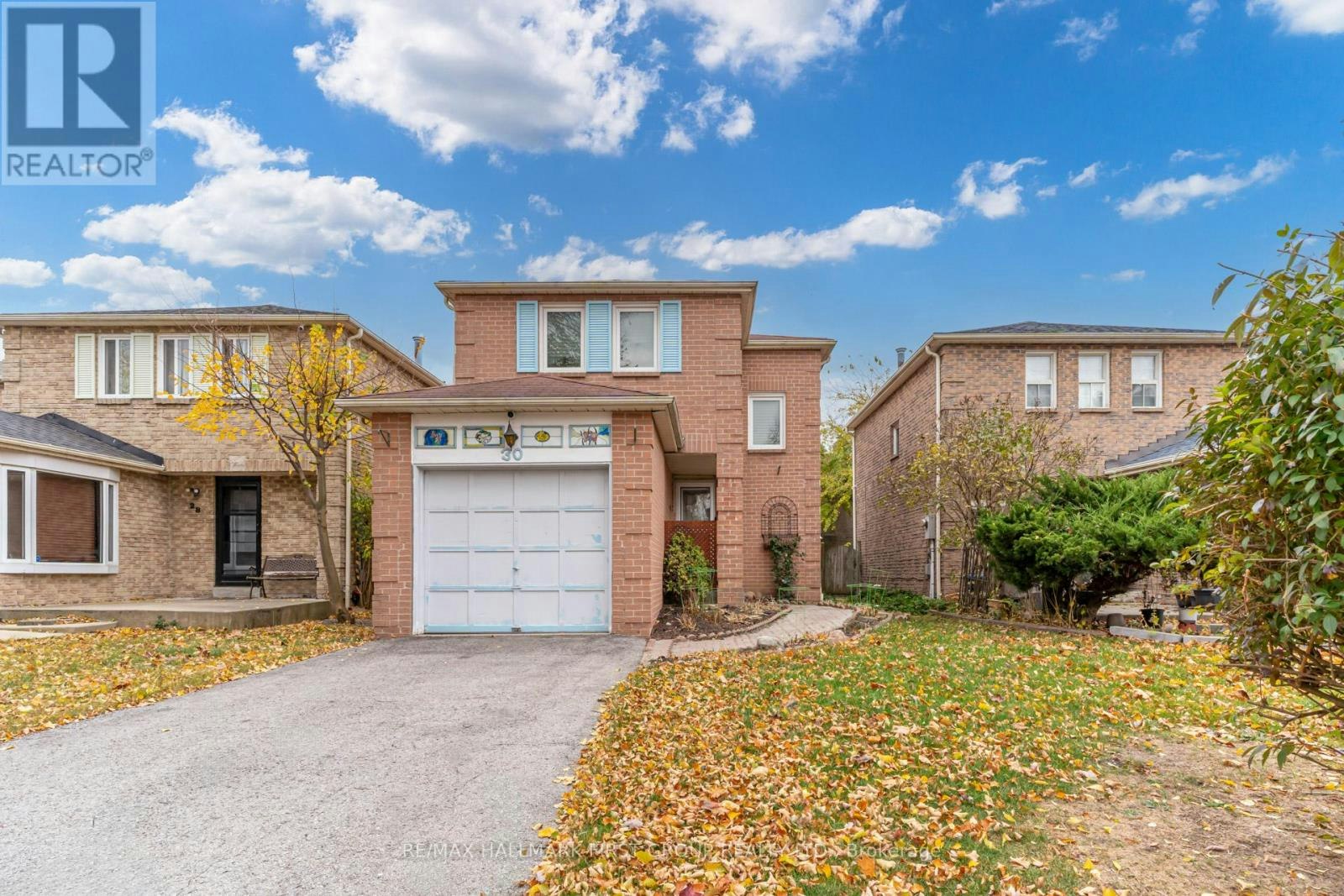 30 Stockbridge Crescent, Ajax, ON, L1T 2G7