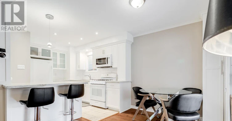 30 Stockbridge Crescent, Ajax, ON, L1T 2G7 - 4