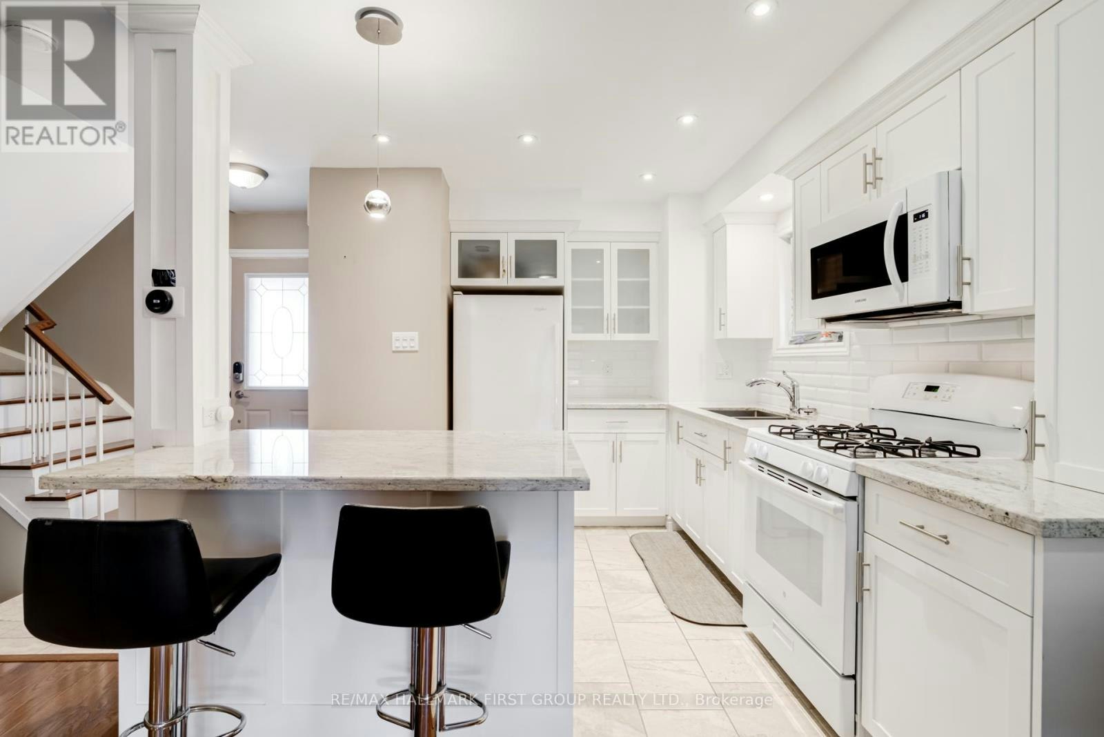 30 Stockbridge Crescent, Ajax, ON, L1T 2G7 - 3