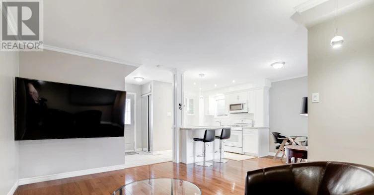 30 Stockbridge Crescent, Ajax, ON, L1T 2G7 - 5