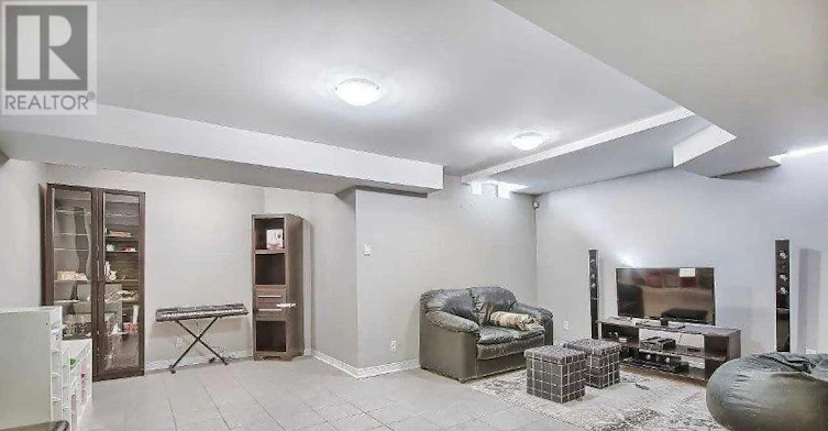BSMNT-95 Nantucket Drive, Richmond Hill, ON, L4E 3X4 - 3