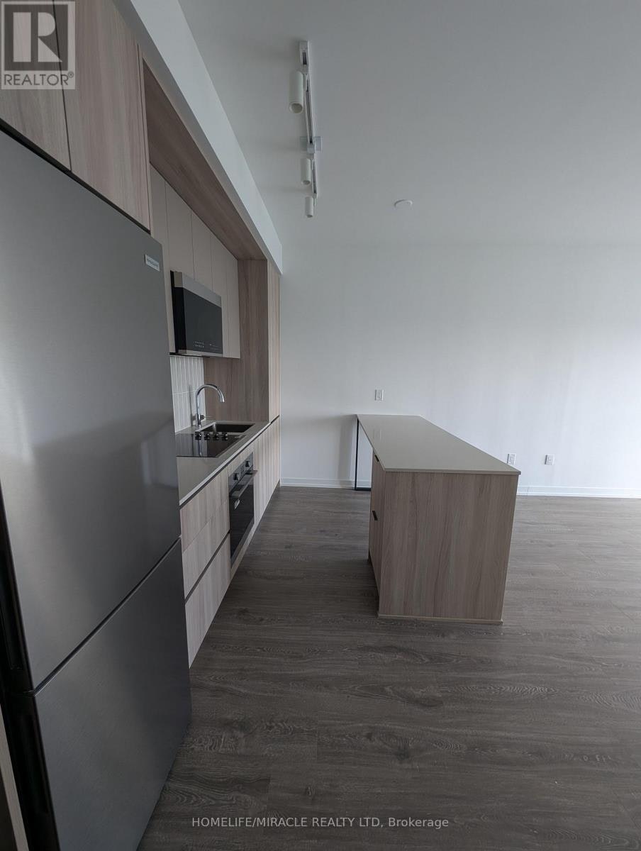 718-2485 Eglinton Avenue W, Mississauga, ON, L5M 2V8 - 3