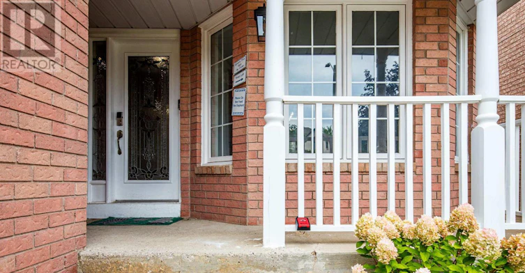 6364 Alderwood Trail, Mississauga, ON, L5N 6X1 - 2