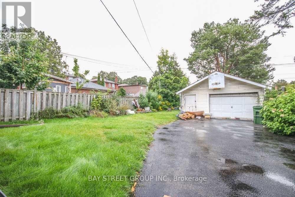 UPPER-358 Horner Avenue, Toronto, ON, M8W 1Z9 - 12