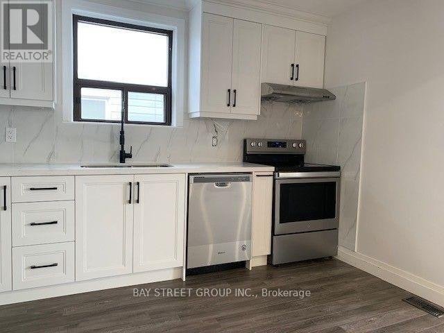 UPPER-358 Horner Avenue, Toronto, ON, M8W 1Z9 - 5