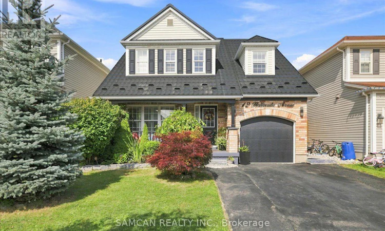 12 Hollinrake Avenue