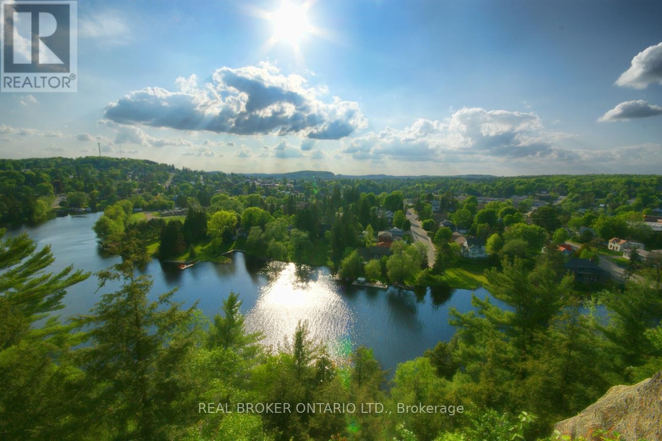 6 Suncrest Lane, Huntsville, ON, P1H 1G1 - 46