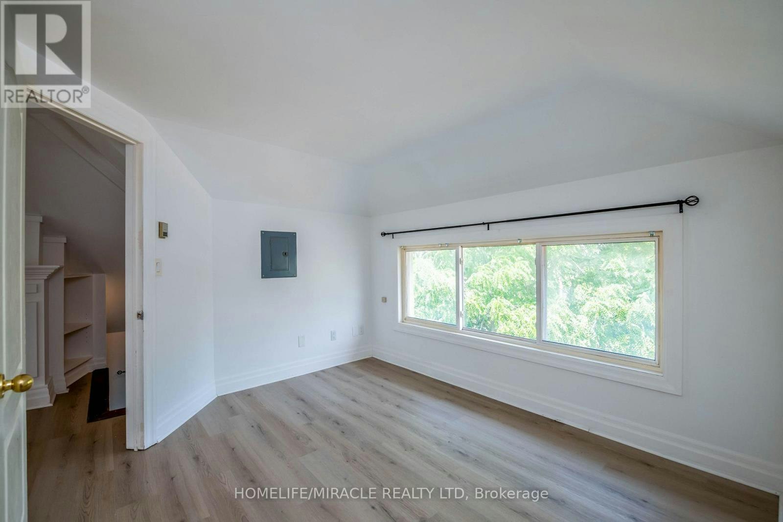2-4975 Mcrae Street, Niagara Falls, ON, L2E 1P2 - 18