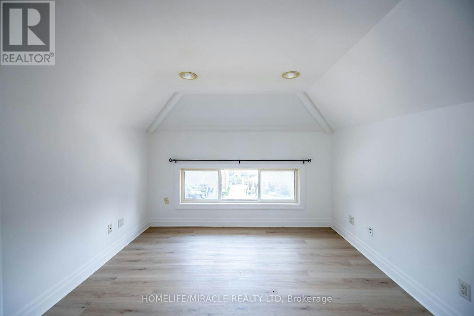 2-4975 Mcrae Street, Niagara Falls, ON, L2E 1P2 - 15