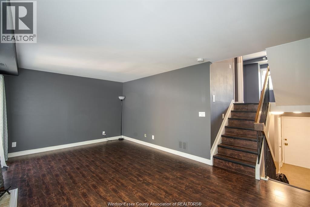 5-3925 Riverside Drive, Windsor, ON, N8Y 1B1 - 2